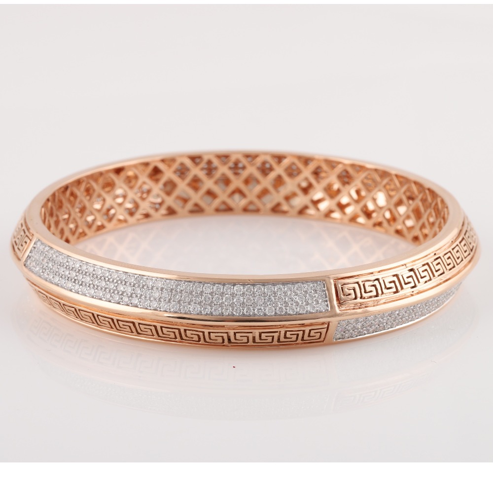 18KT Gold Elegant Diamond Bracelet