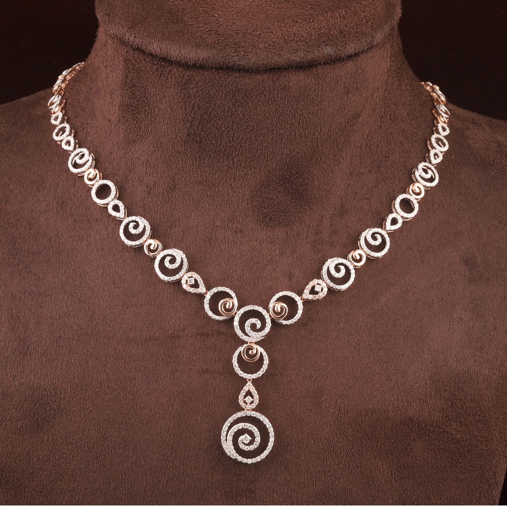 18KT Gold Sparkling Diamond Necklace