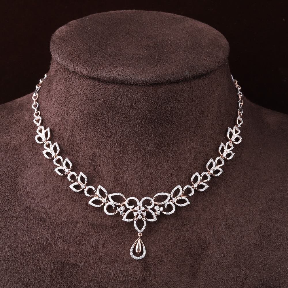 18KT Gold Delite Diamond Necklace
