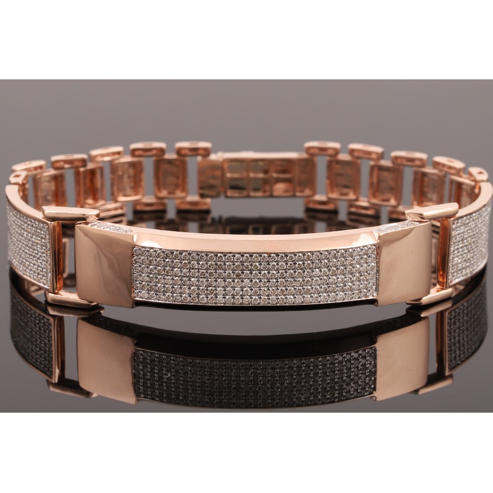18KT Gold Designer Diamond Bracelet