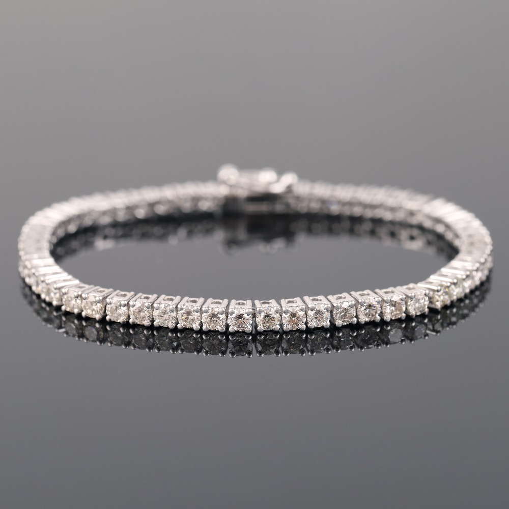 18kt designer diamond tennis bracelet