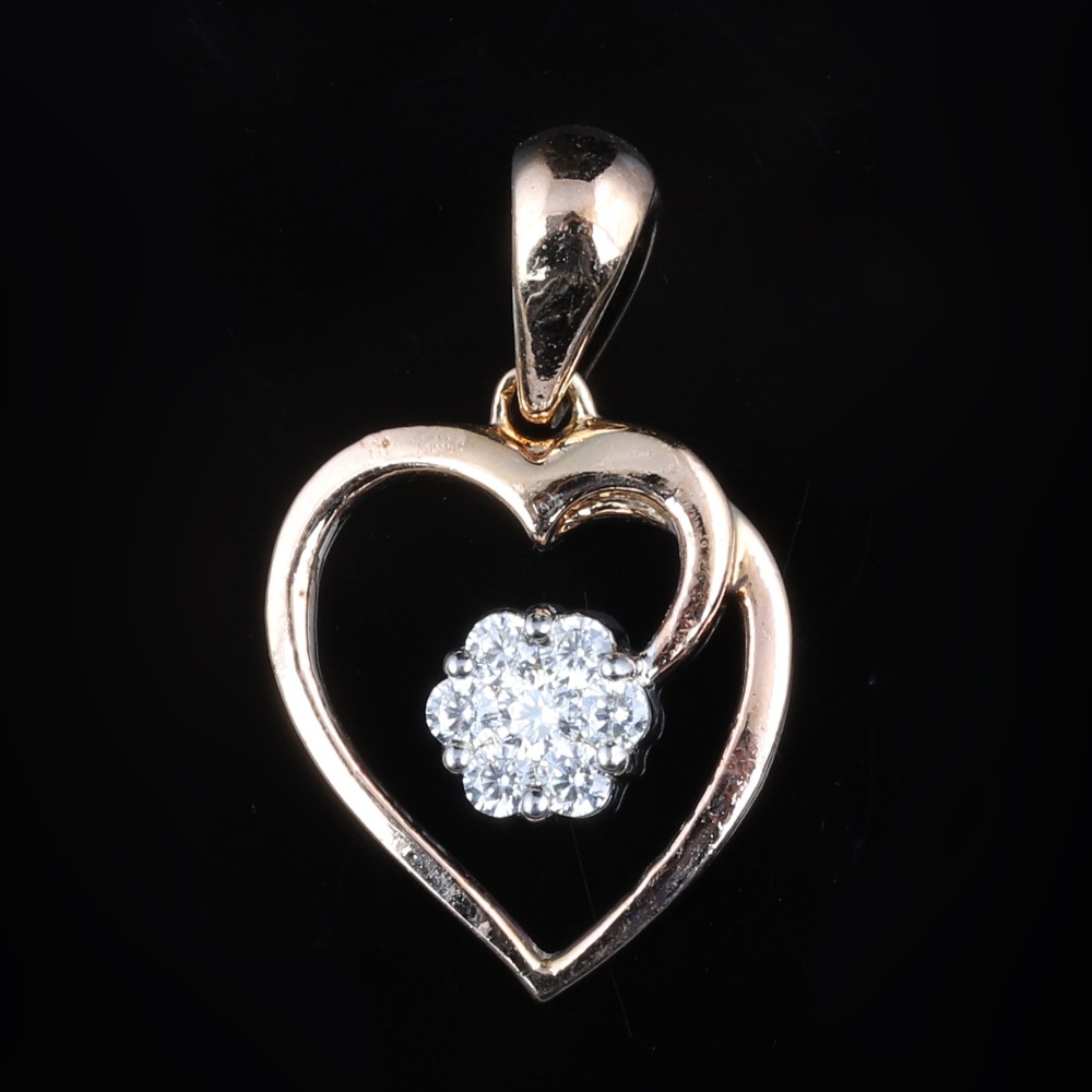 18KT Gold Work Wear Diamond Pendant Set