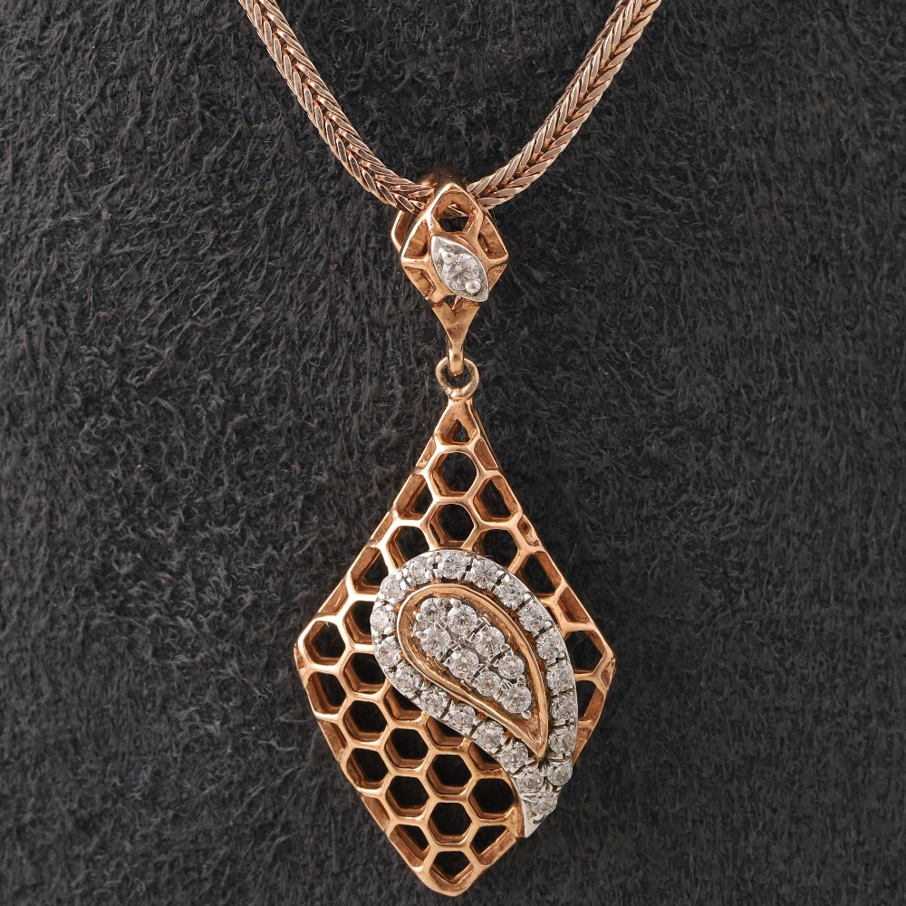 18KT Gold Modern Diamond Pendant Set