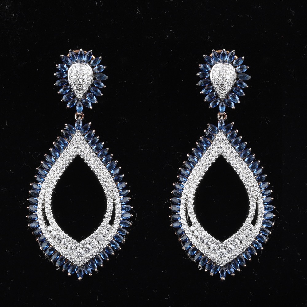 18kt designer diamond drops earrings