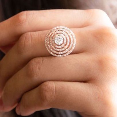 designer gold diamond ring
