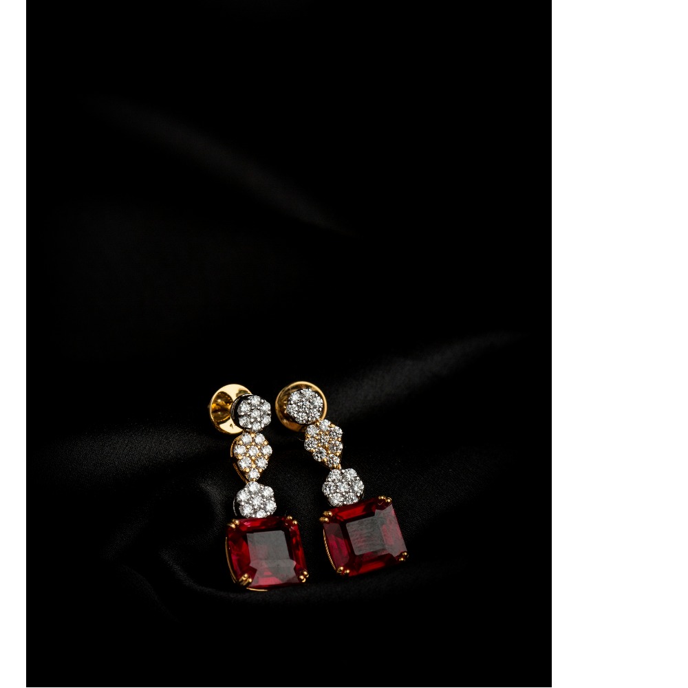 18KT Real Diamond Ladies Designer Earrings