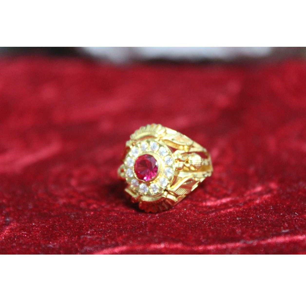 22KT Gold Designer Ring