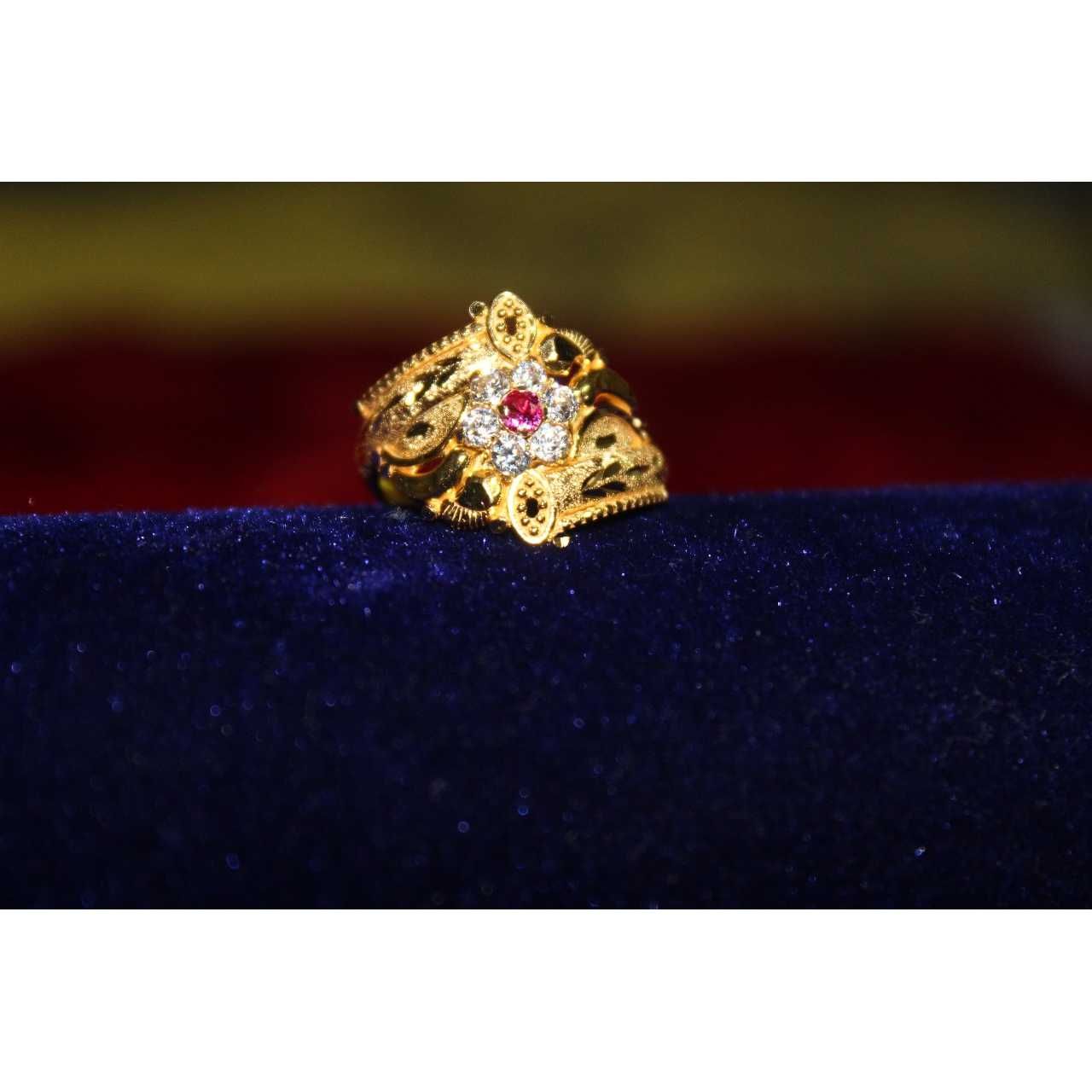 22KT Gold Ladies Indian Fancy Ring