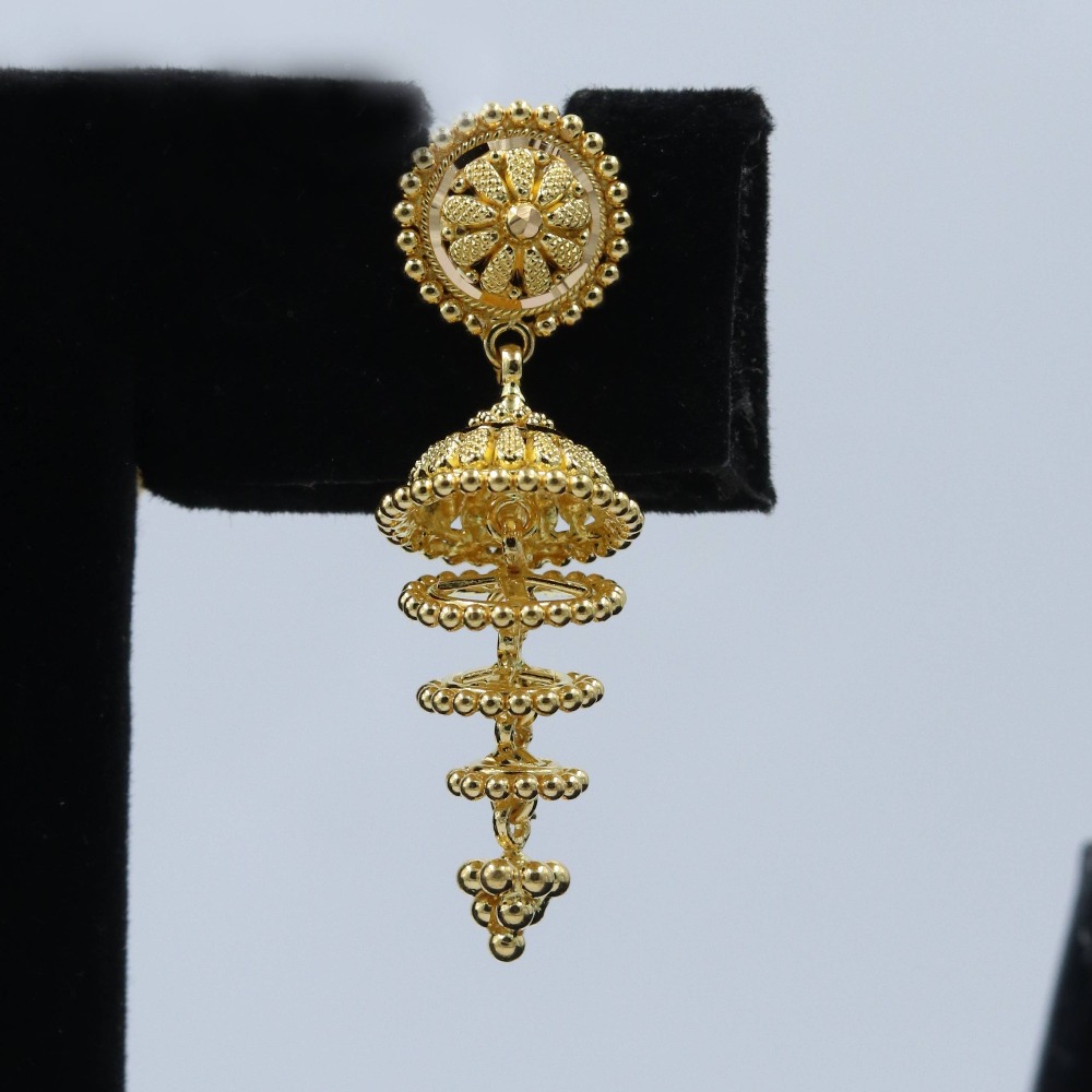 916 GOLD ROUND DESIGN EARRING