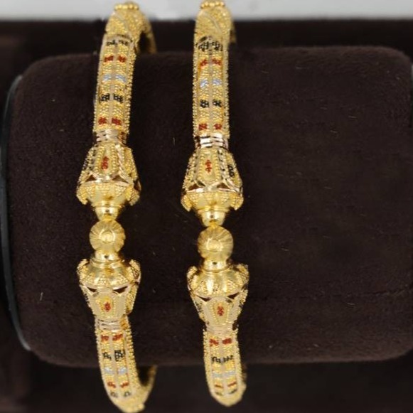 916 gold pipe with meenakari bangle