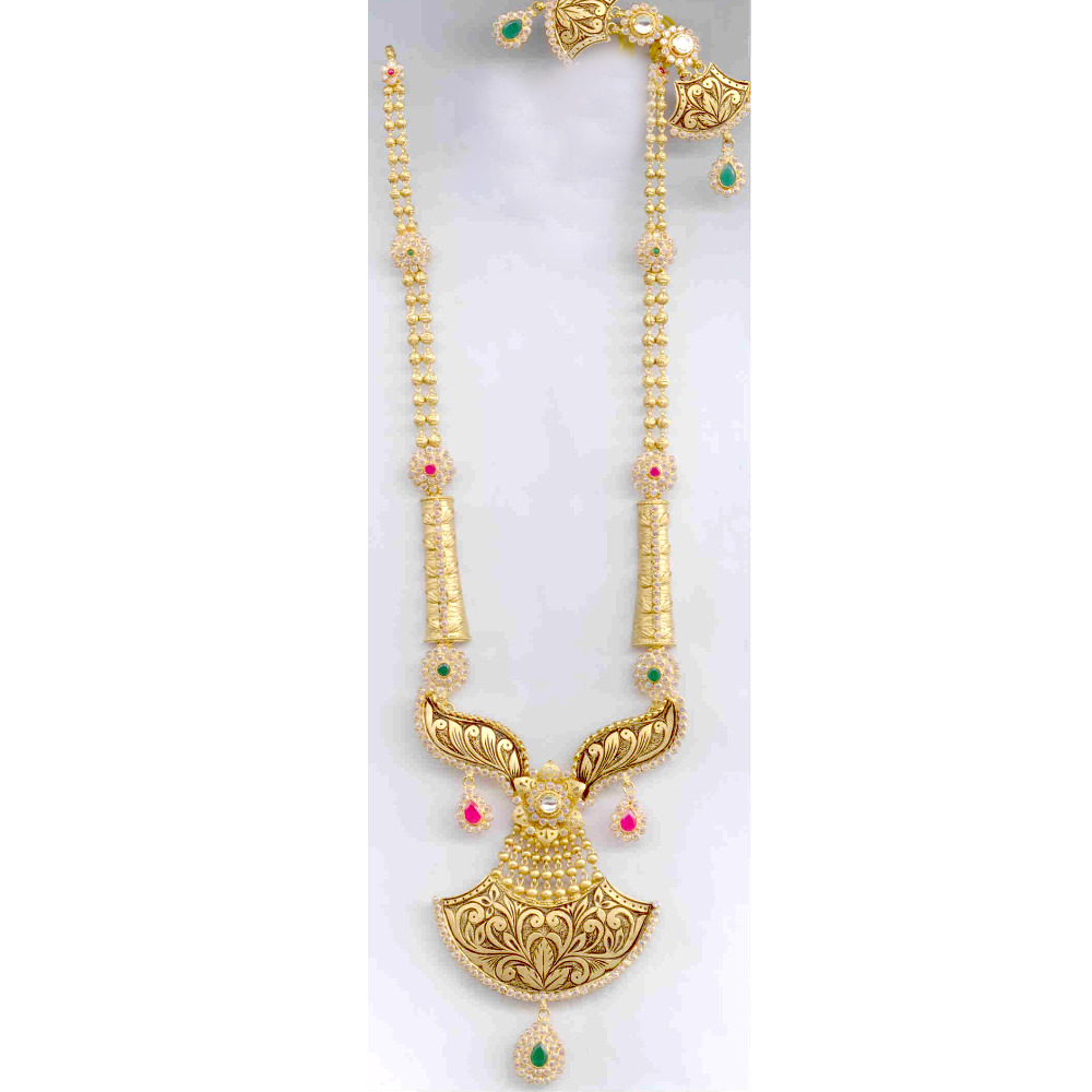 Gold Antique Designer Necklace Set Yellow