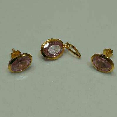 18KT Ladies Pendant Set