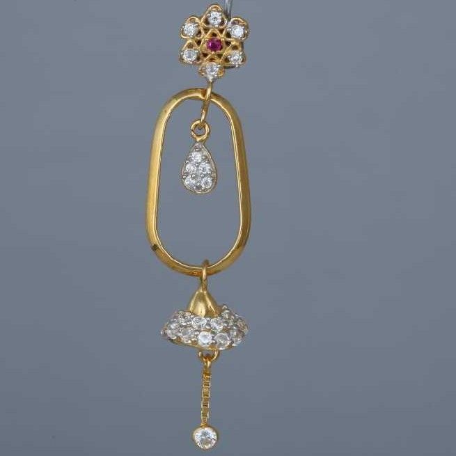 18K / 750 Gold Indian CZ Butti