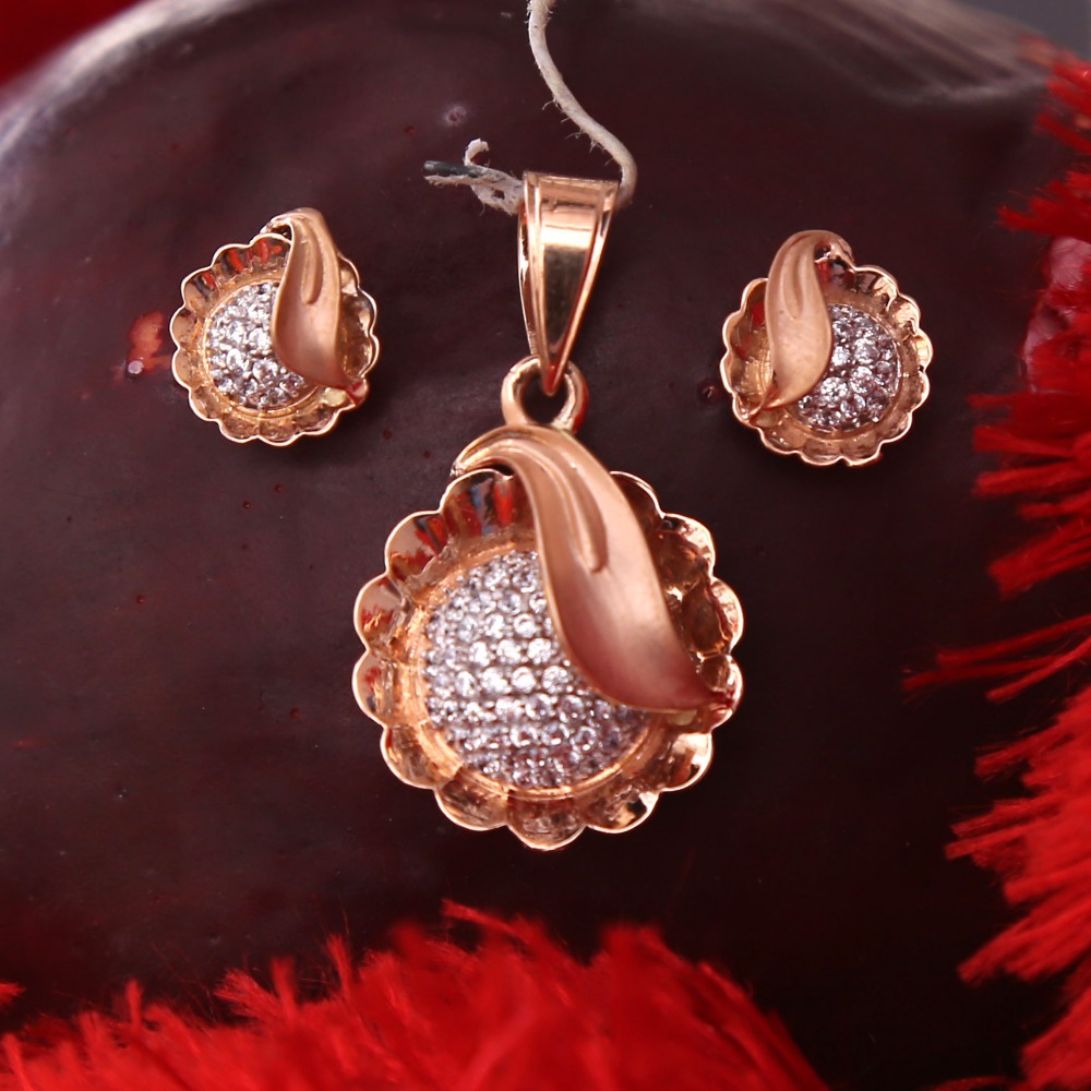 18ct rose gold cz daimond pendant set