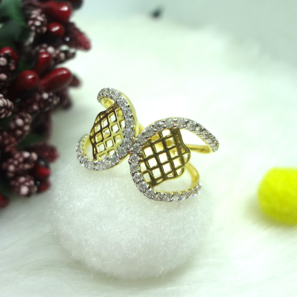 916 gold cz daimond  ladies ring