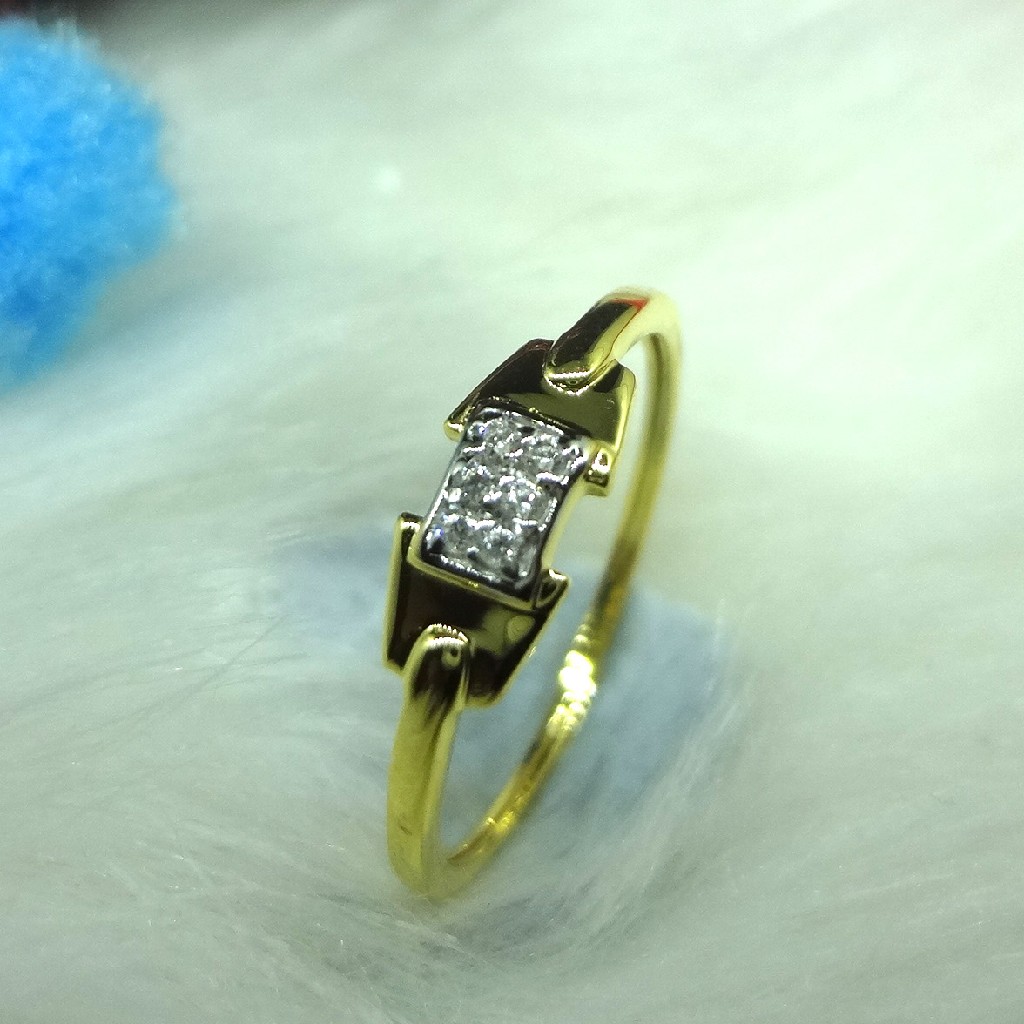 916 Gold Cz Diamond Ladies Ring