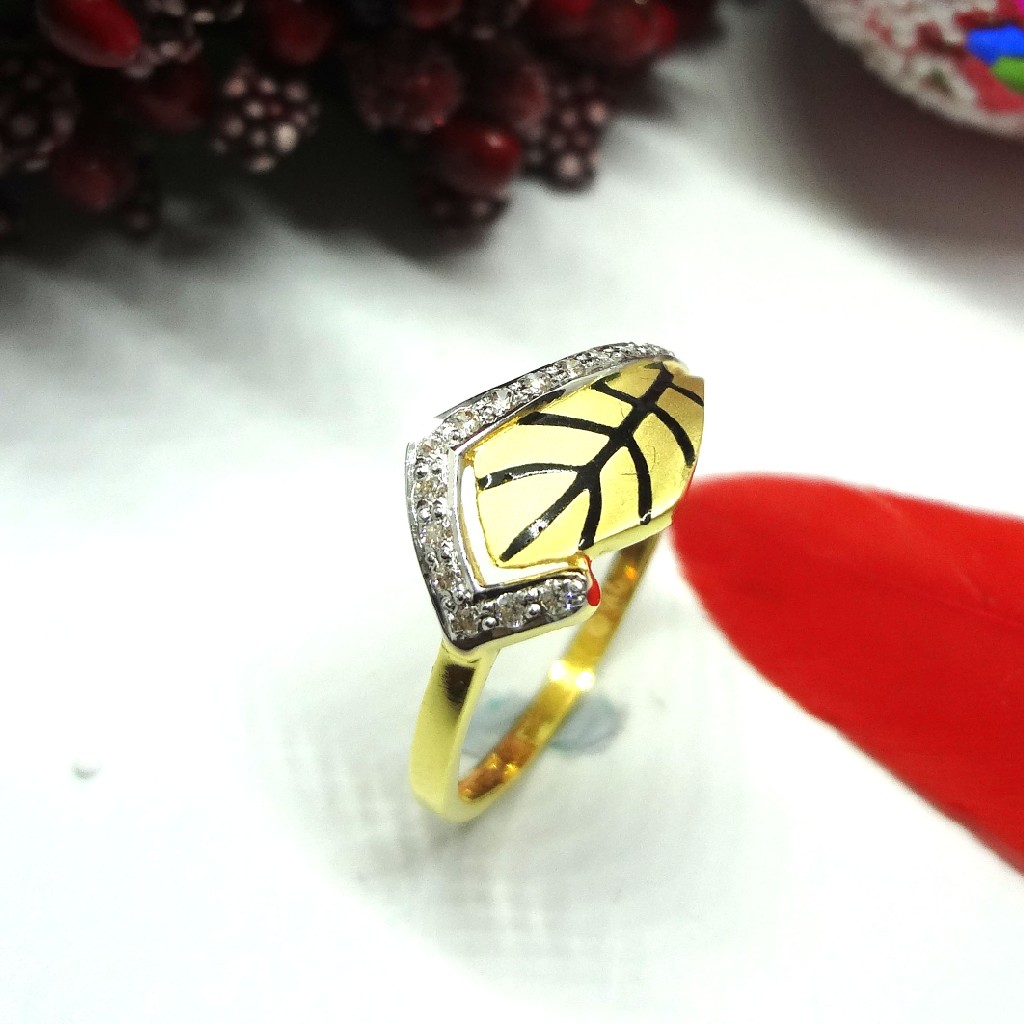 916 gold cz diamond ladies ring