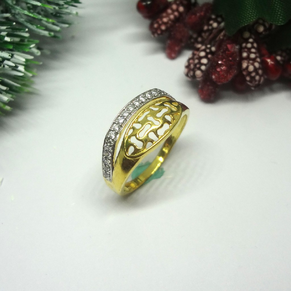 916 gold cz diamond ladies ring