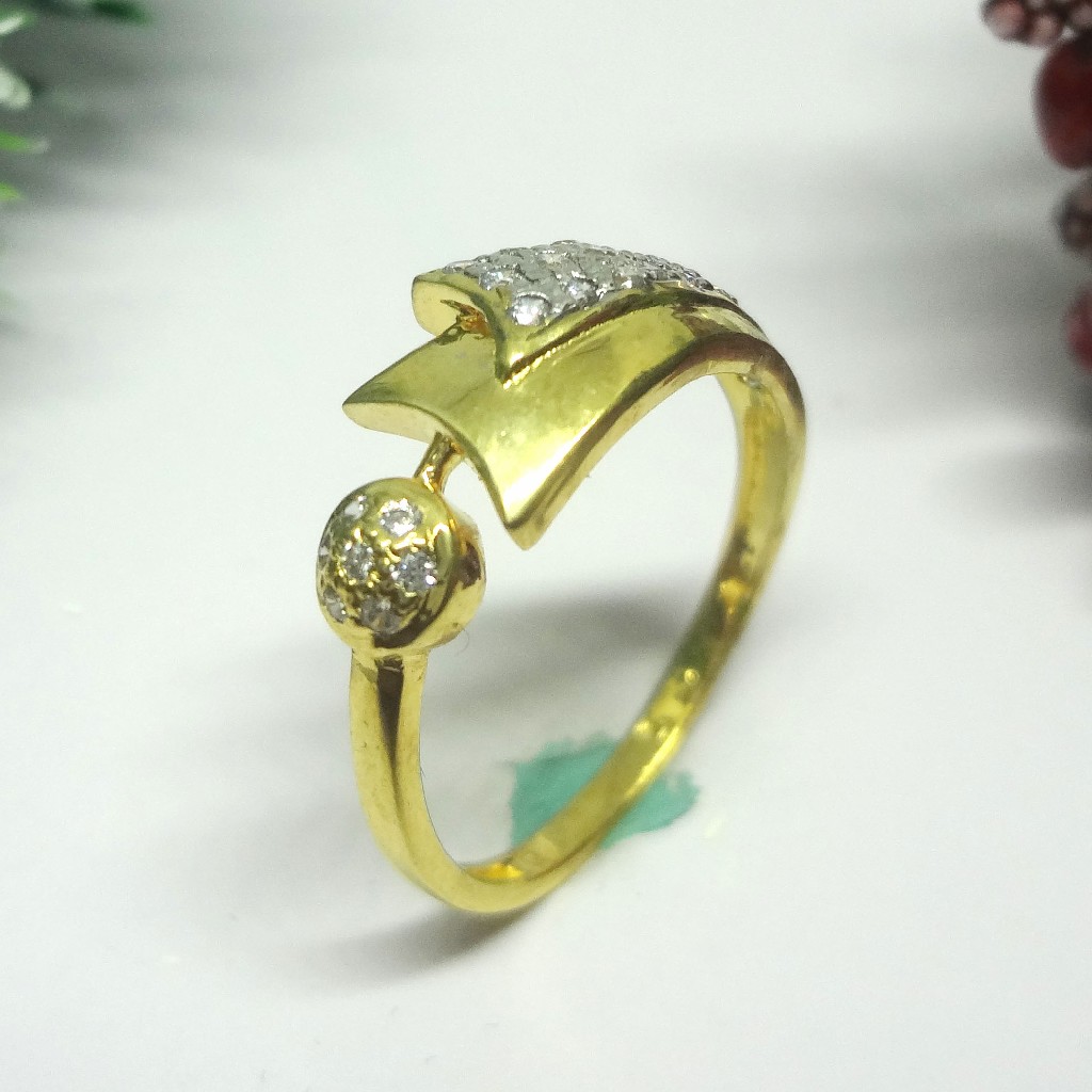 916 gold cz diamond ladies ring