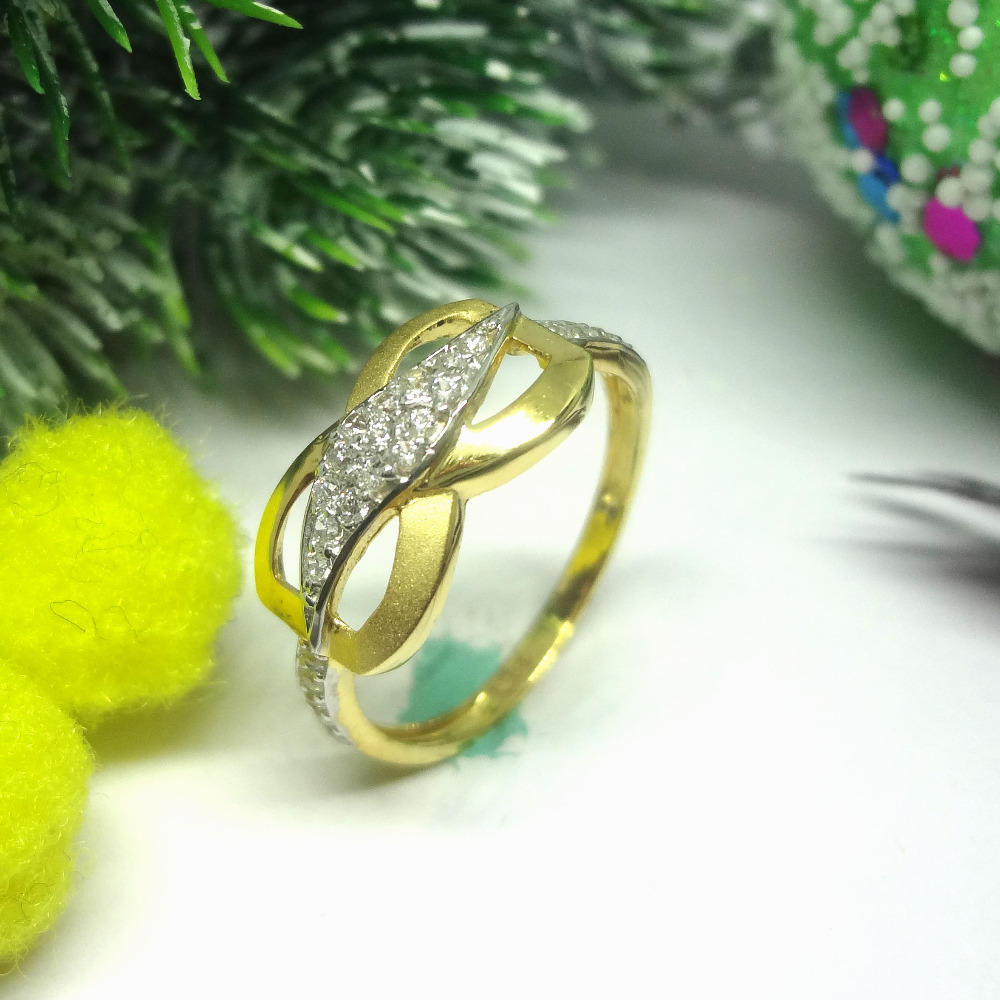916 gold cz diamond ladies ring
