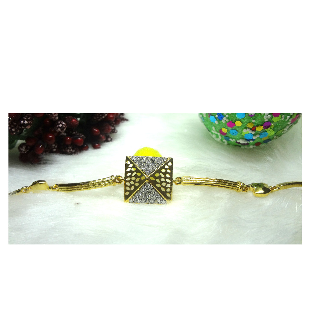 916 gold cz diamond adorable pyramid shape ladies bracelet