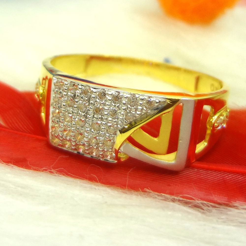 Fancy stylish 22kt gold gents ring