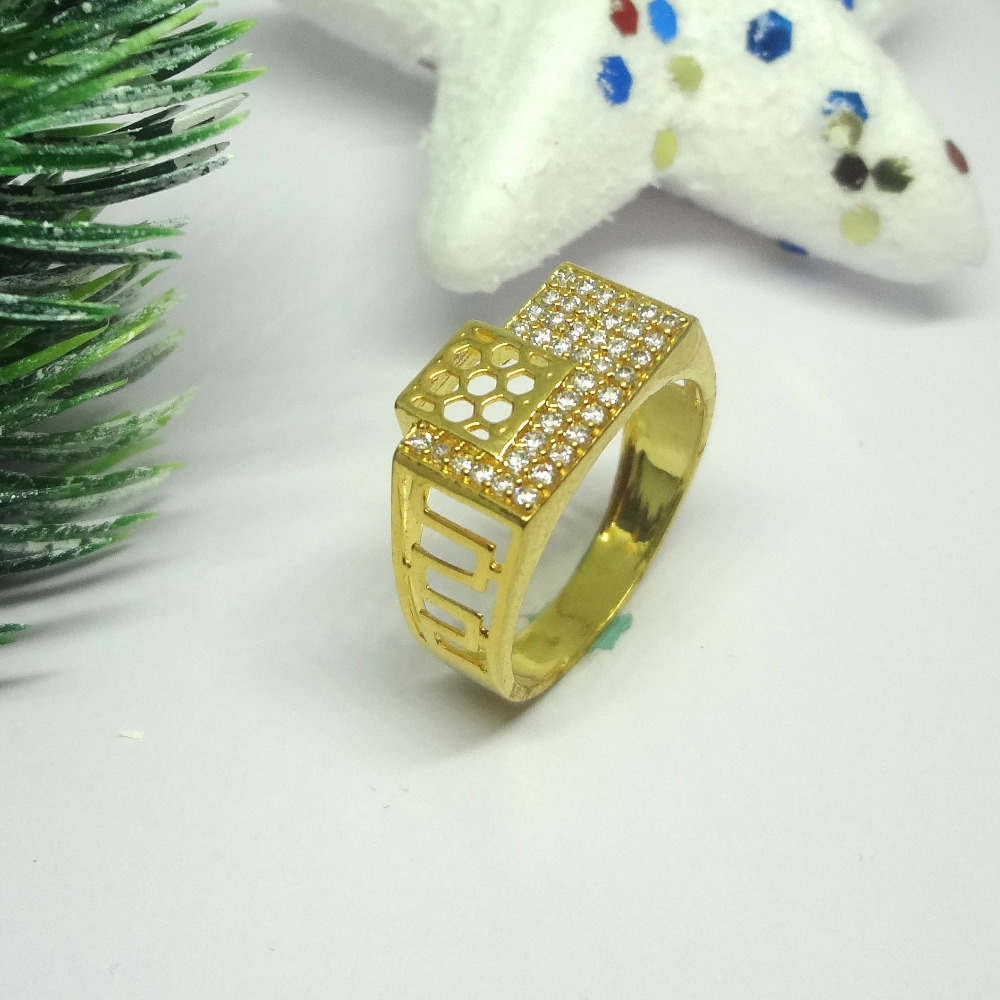 916 CZ DIAMOND RING