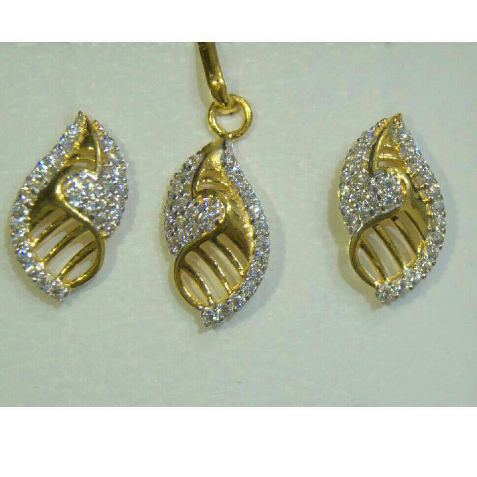 Designer Pendant Set
