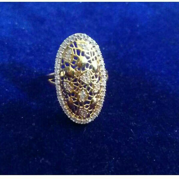 22K / 916 Gold Designer Ladies Yellow Ring