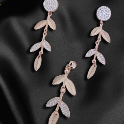 silver fancy pendant set for women