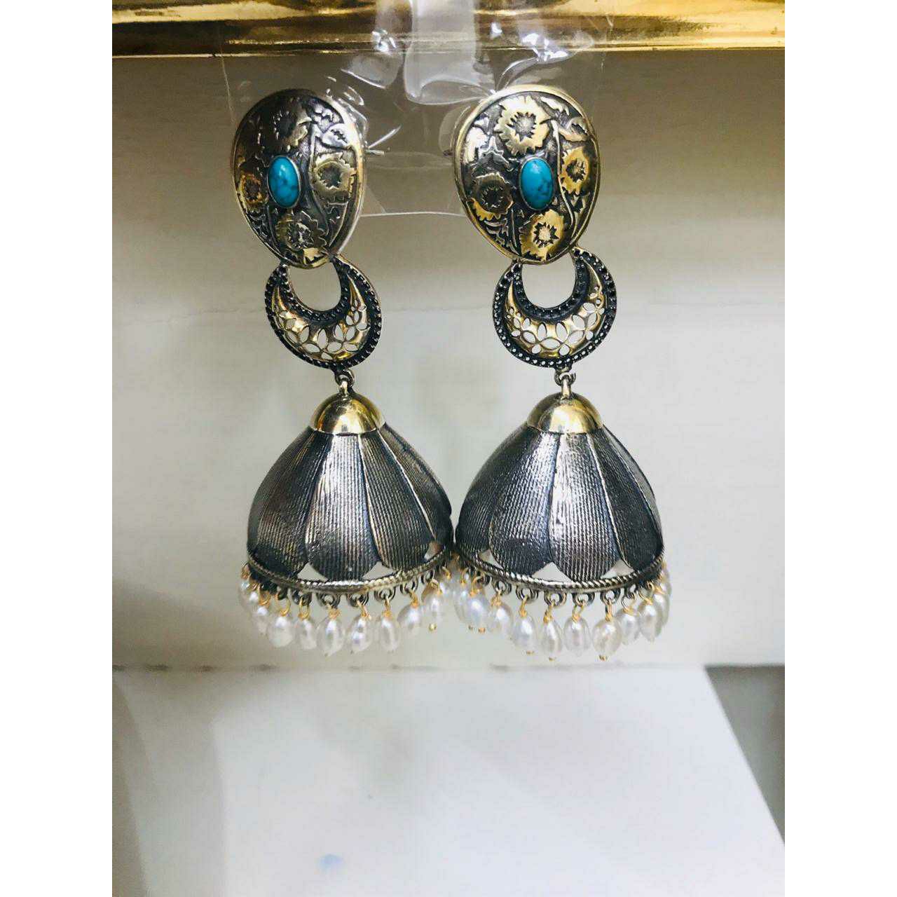 92.5 Sterling Silver Full Oxodize With White Pearl Earring Ms-2902