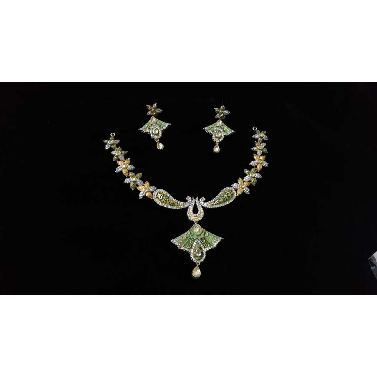 92.5 Sterling Silver Flower Necklace Set