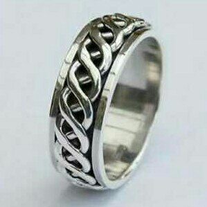 Silver Ladies Ring