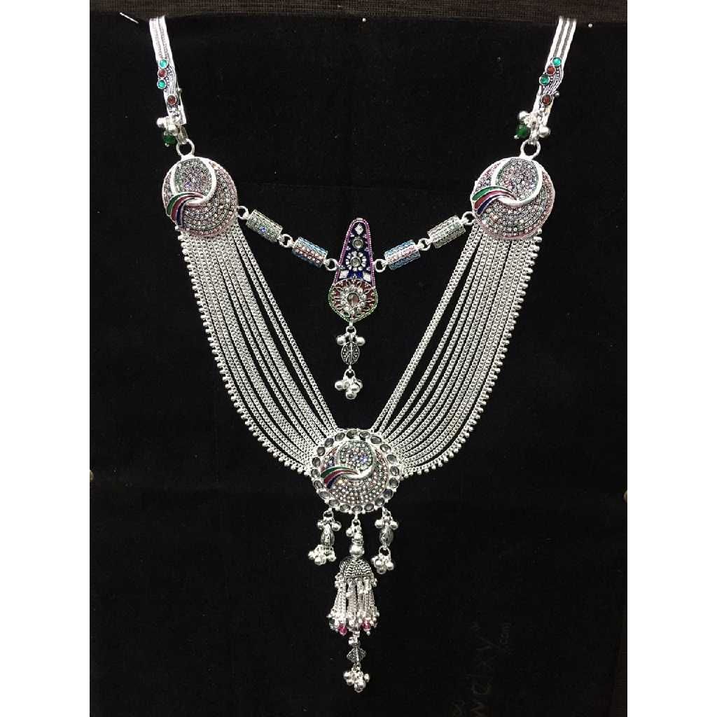 Exclusive Jewel Thumka