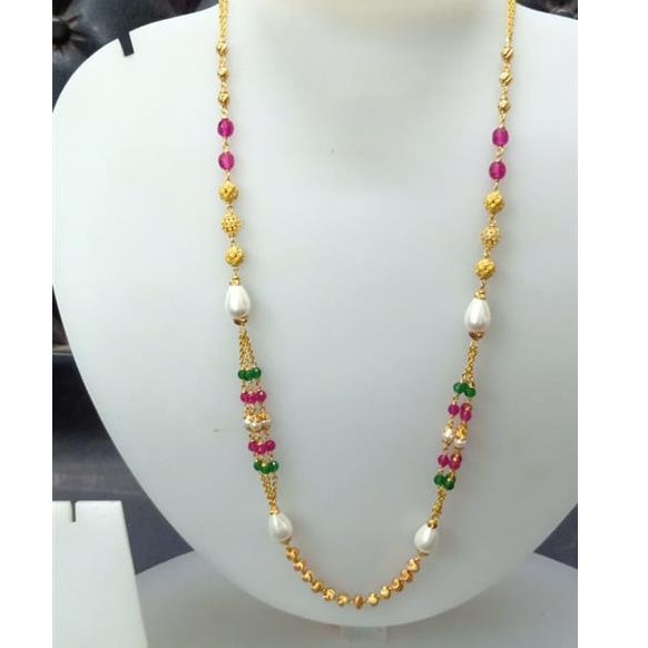 Gold designer necklace for women