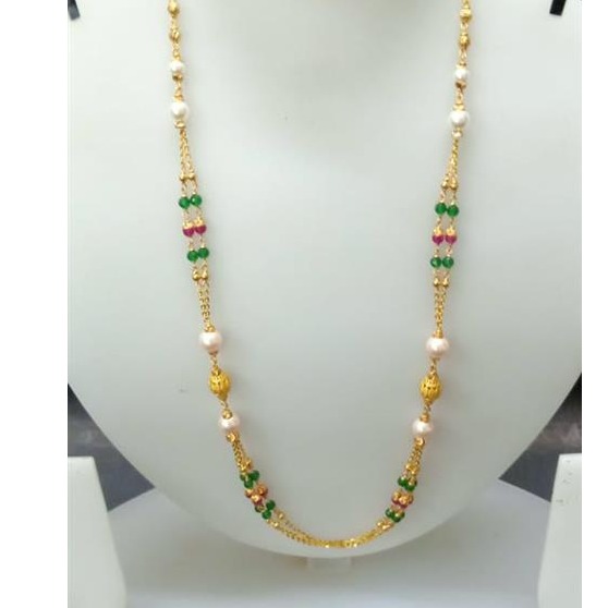 Gold dailywear necklace for women