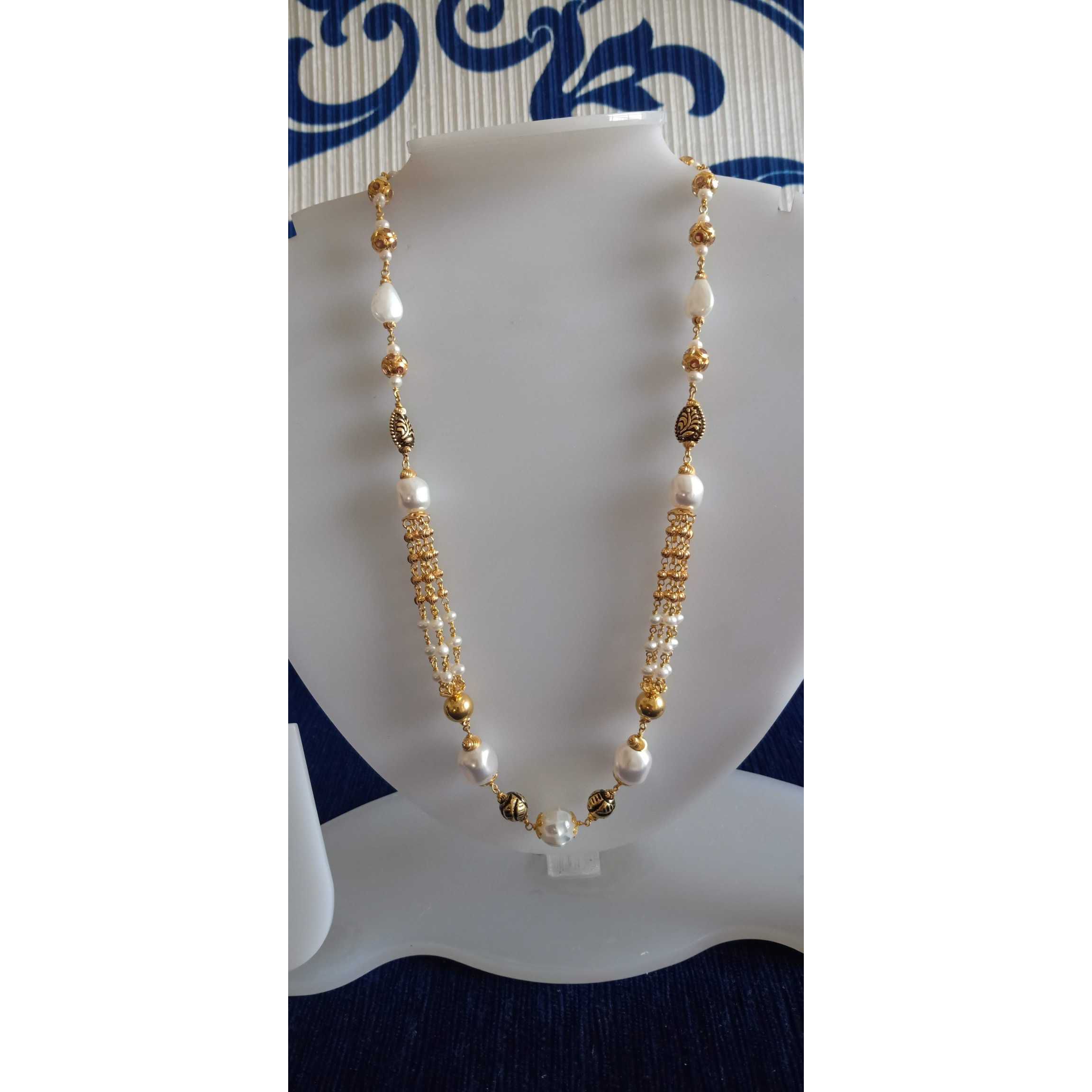 916 Gold White Heritage Mala