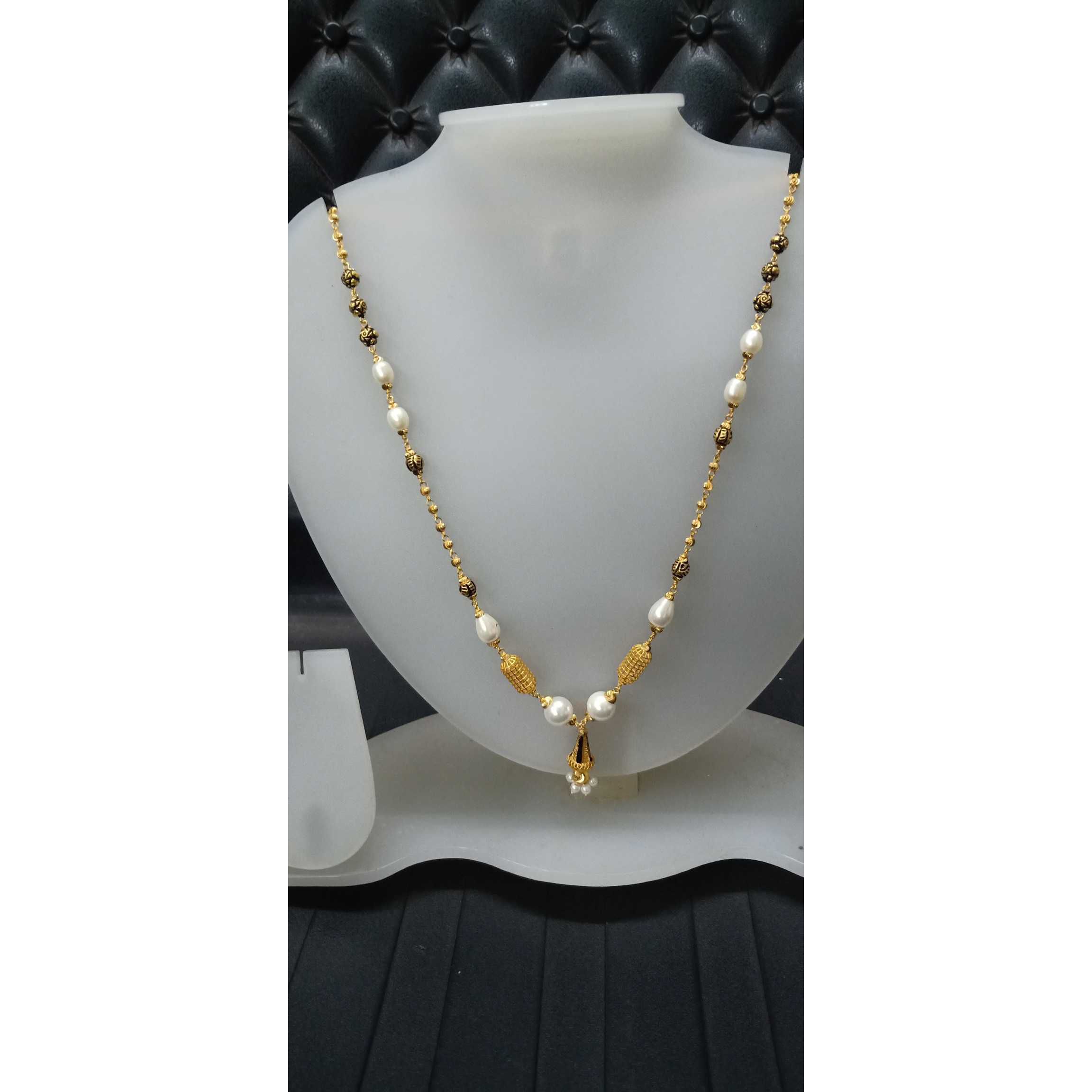 916 Gold Colored Stone Chain Mala
