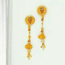 18KT Fancy Ladies Butti