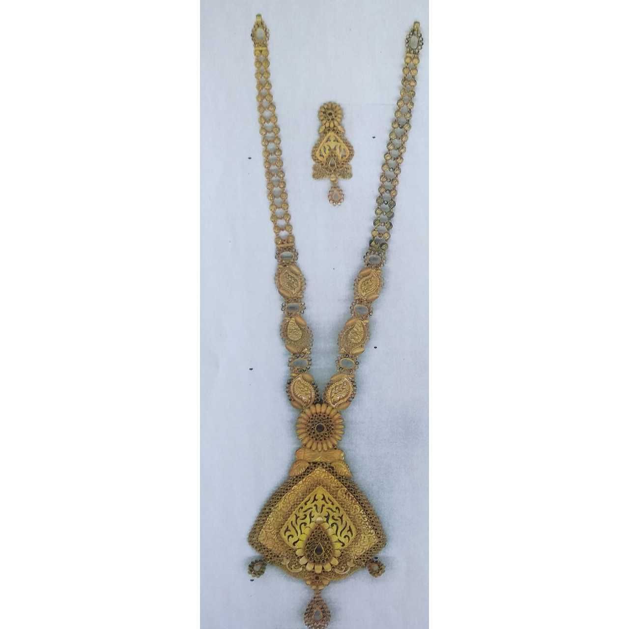 22KT Gold Indian Ladies Vertical Designer Necklace Set