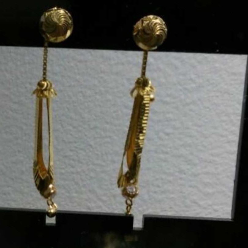 22KT Gold Ladies Indian Fancy Sui Dhaga Earrings