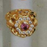 18K Gold Ladies Indian Fancy Ring Yellow