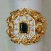 18K Gold Ladies Indian Fancy Ring Yellow