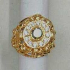 18K Gold Ladies Indian Fancy Ring Yellow