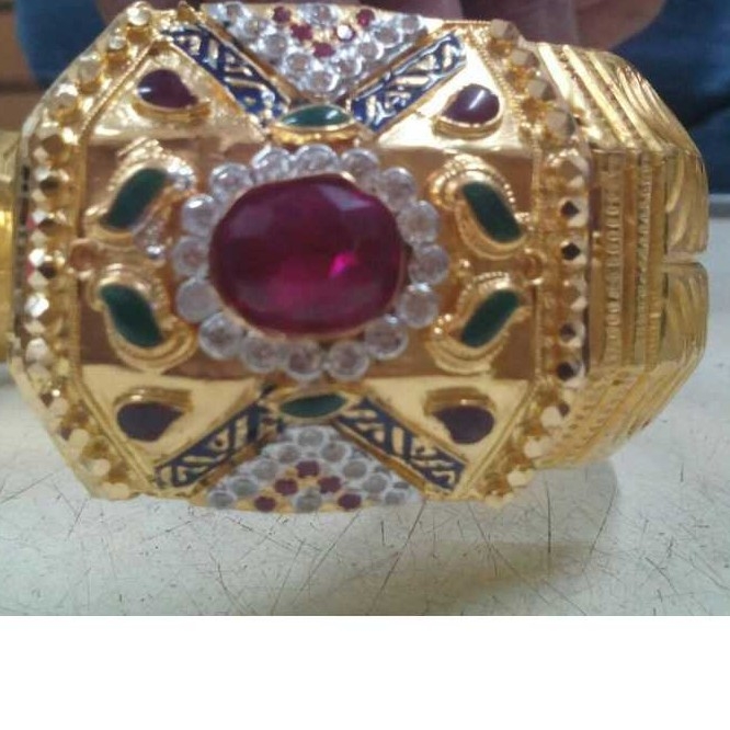 Gold Gents Indian Fancy Bharvadi Kada Yellow