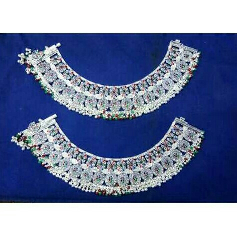Fancy Silver Payal