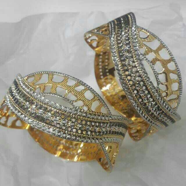 22K/916 Gold CNC Bangle