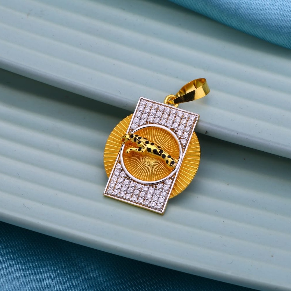 916 Gold Jaguar Design Pendant