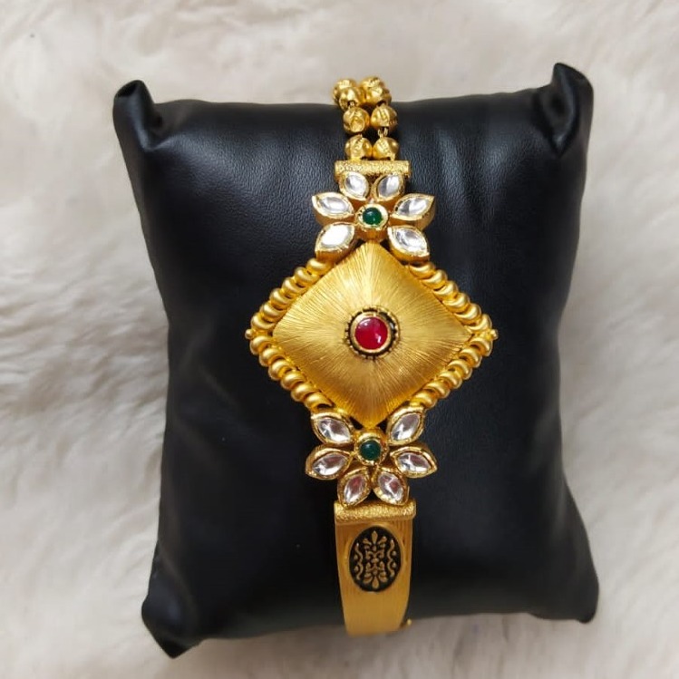 Gold handmade design bracelet