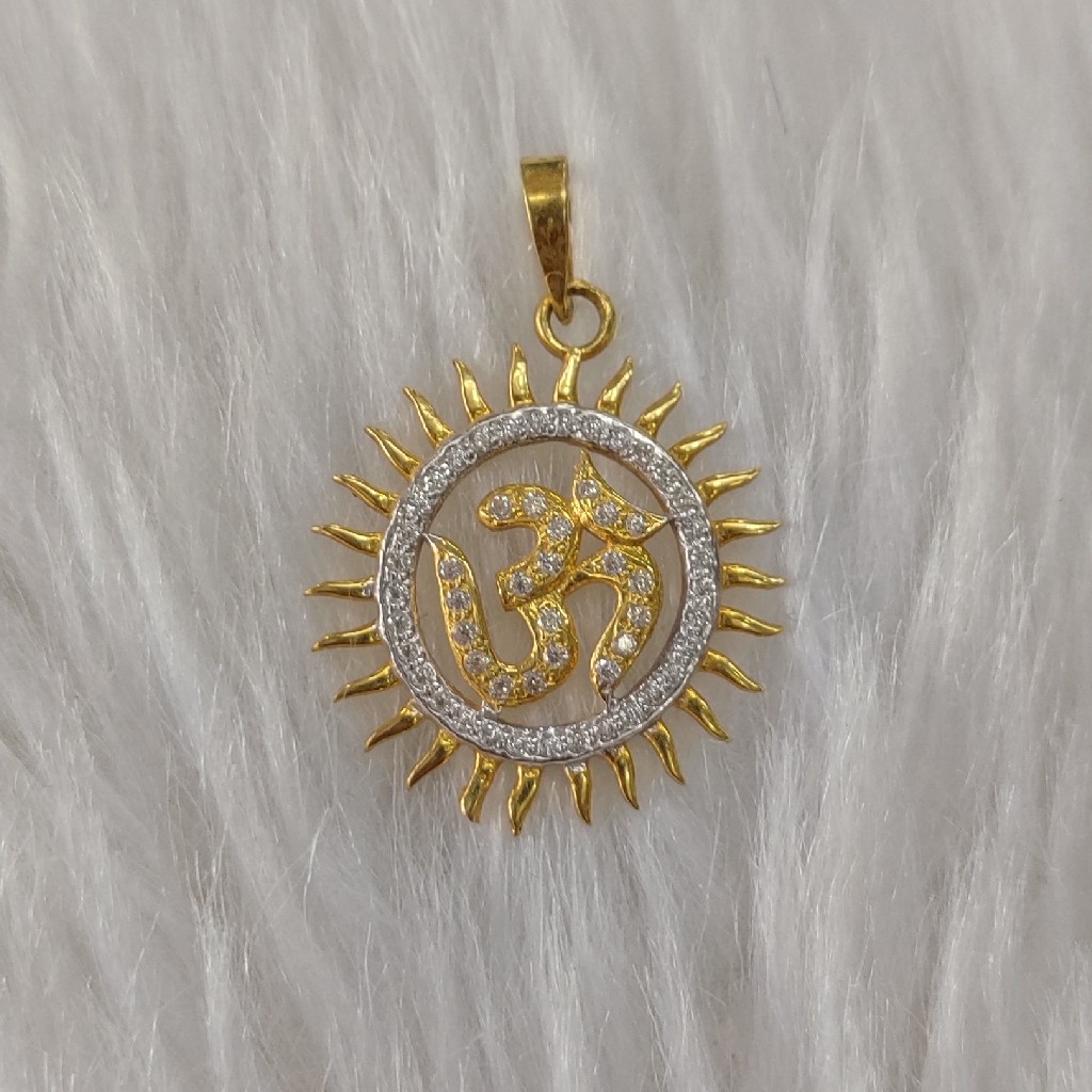 22 Carat 916 Diamond Surya Pendant